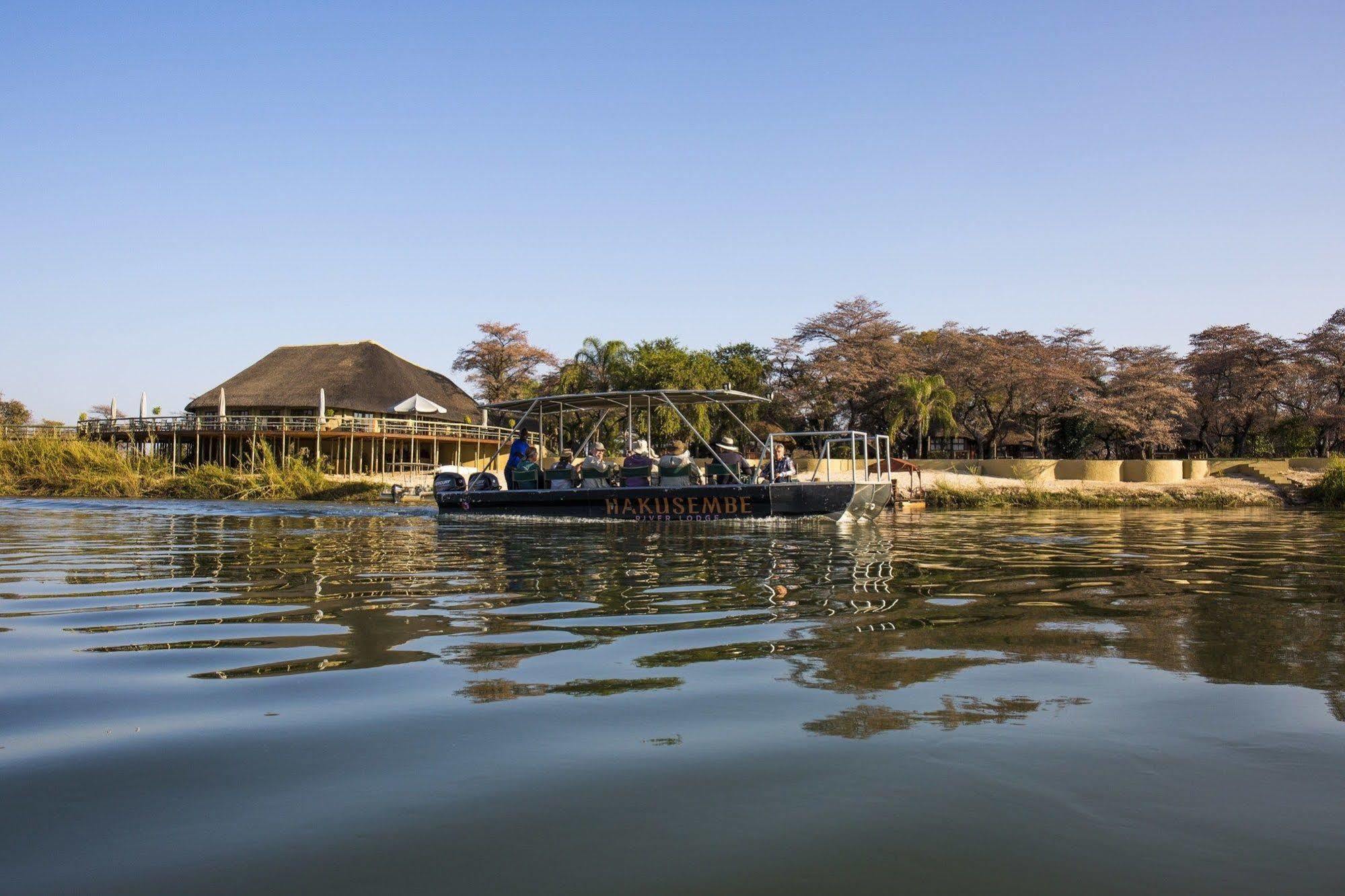 Gondwana Hakusembe River Lodge Rundu Exterior photo